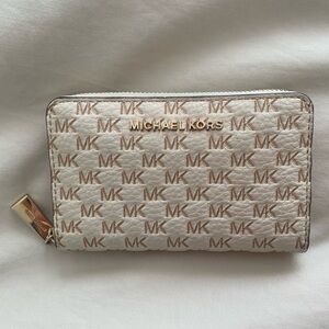 Michael Kors Cream Wallet with Gold MK Logo